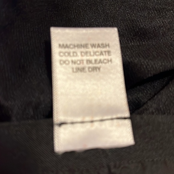 Pyramid Collection racer back knit tank top size small - Picture 7 of 9